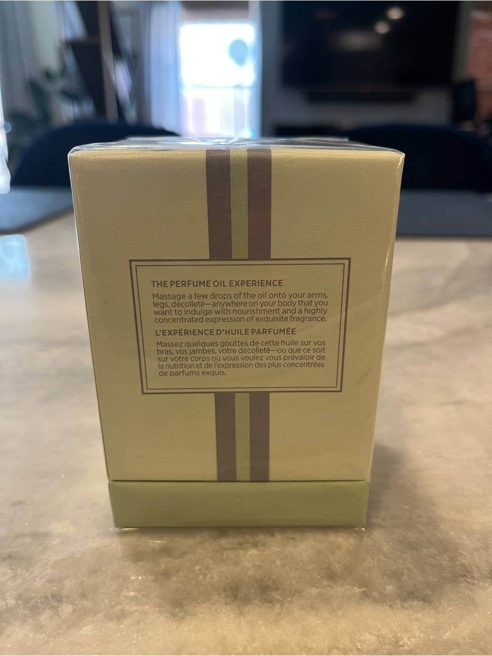NEST FRAGRANCES Indian Jasmine Perfume Oil - Picture 4 of 4